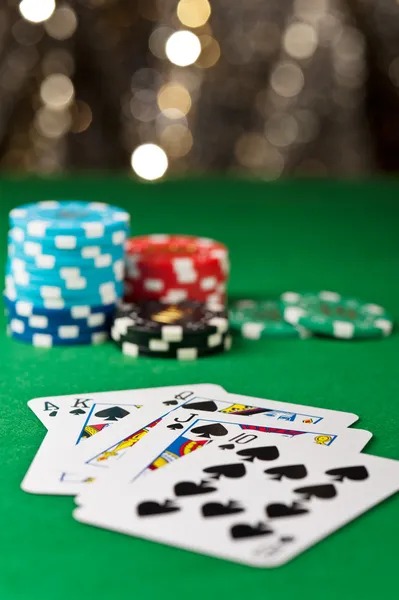 Ceme hand rankings and domino combinations displayed on legianbet mobile
